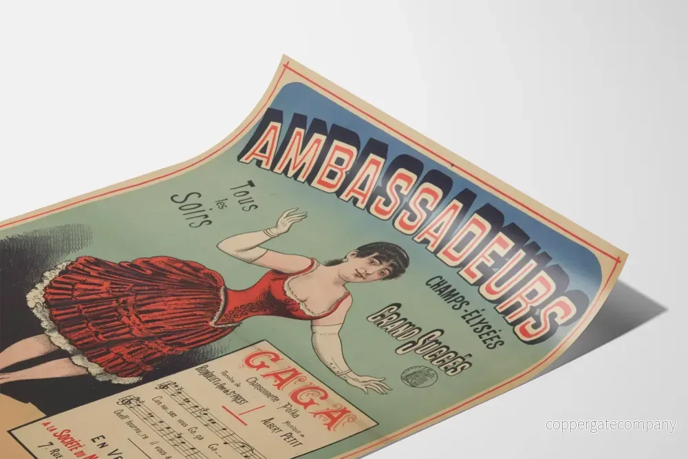 Vintageposter Ambassadeurs Champs-Élysées Violette i röd klänning - Bild 3
