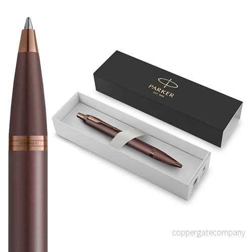 PARKER IM monokrom kulspetspenna vinröd finish och dekorationer blått bläck medium spets presentförpackning 3026981905148