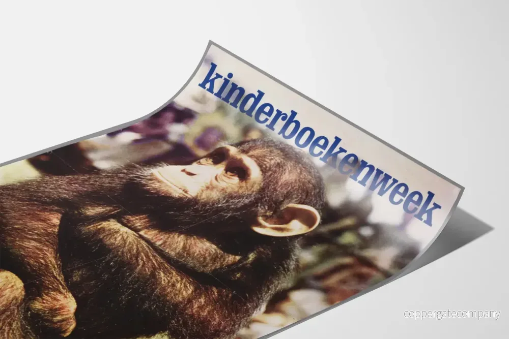 Vintageposter för Kinderboekenweek med sittande apa bebis - Bild 3